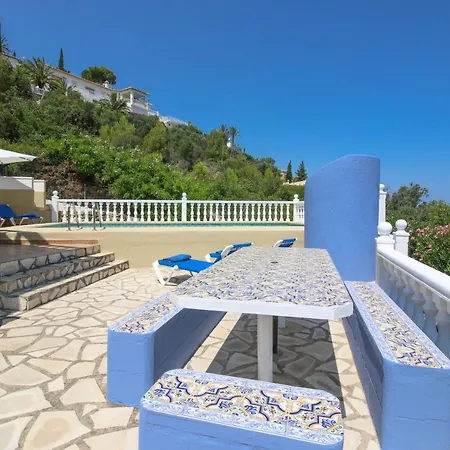 Tosal Gros Dm 8p By Carlosferien Willa